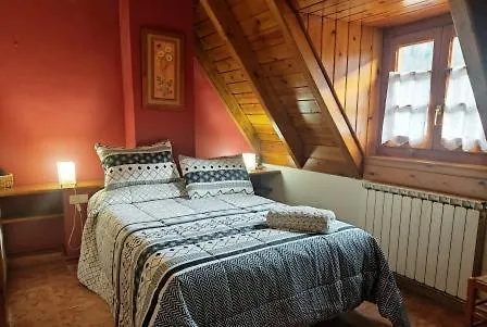 Ostau Era Nheuada Valle De Aran Pensión Aubert